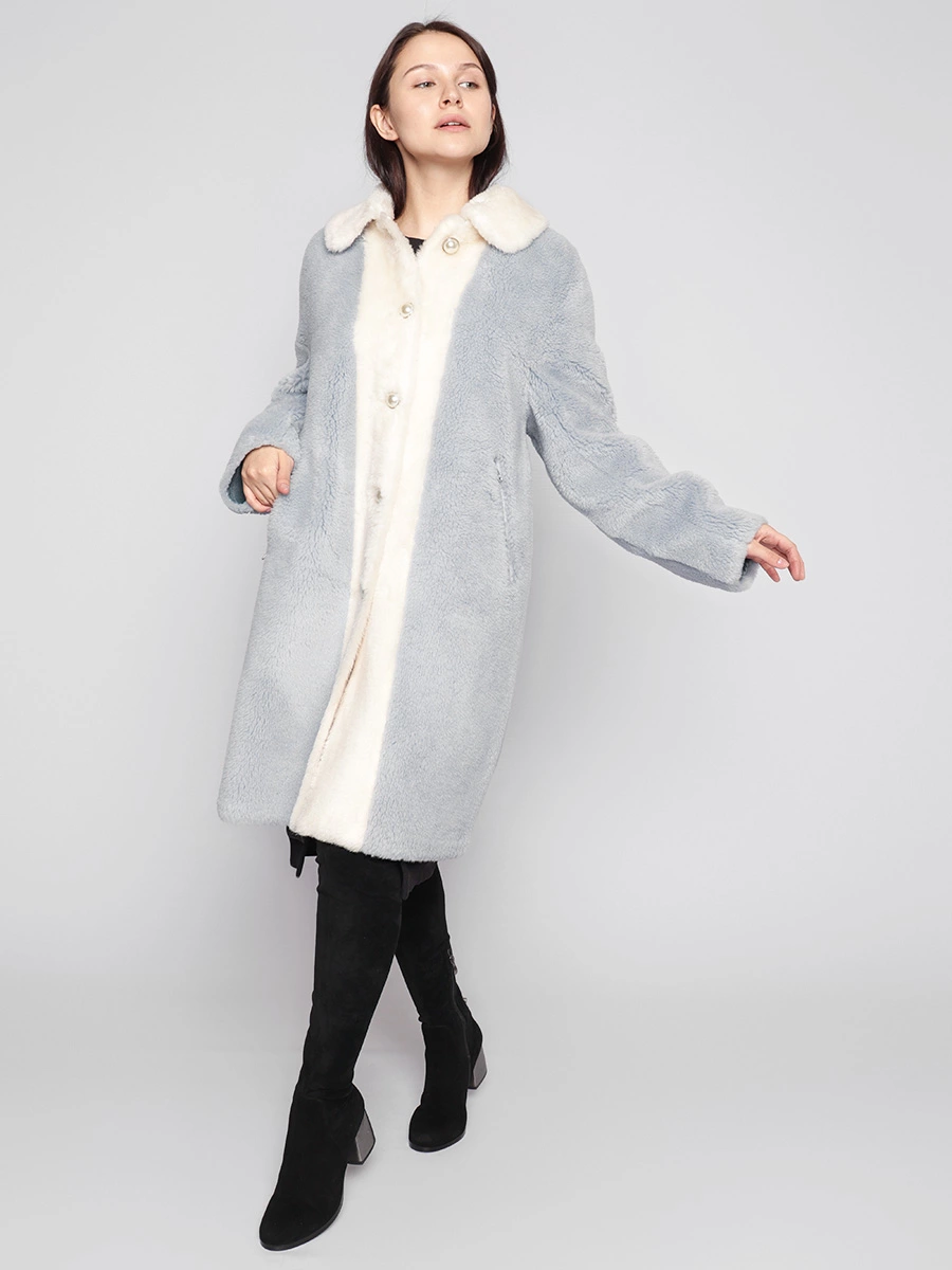 Двухцветное пальто на пуговицах-жемчужинах